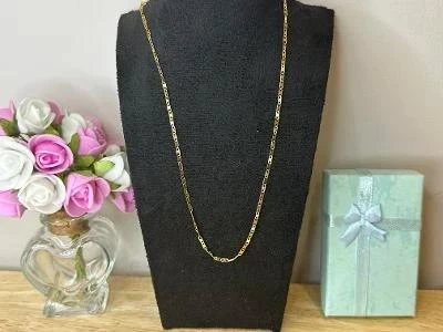 Collier chaine fine plaqué or 18K en acier inoxydable - Neuf